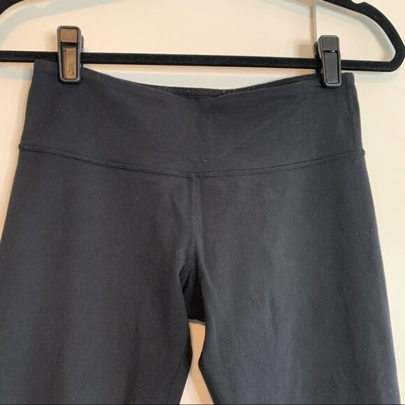 Lululemon Black Capri Tights size 6 - Picture 2 of 9